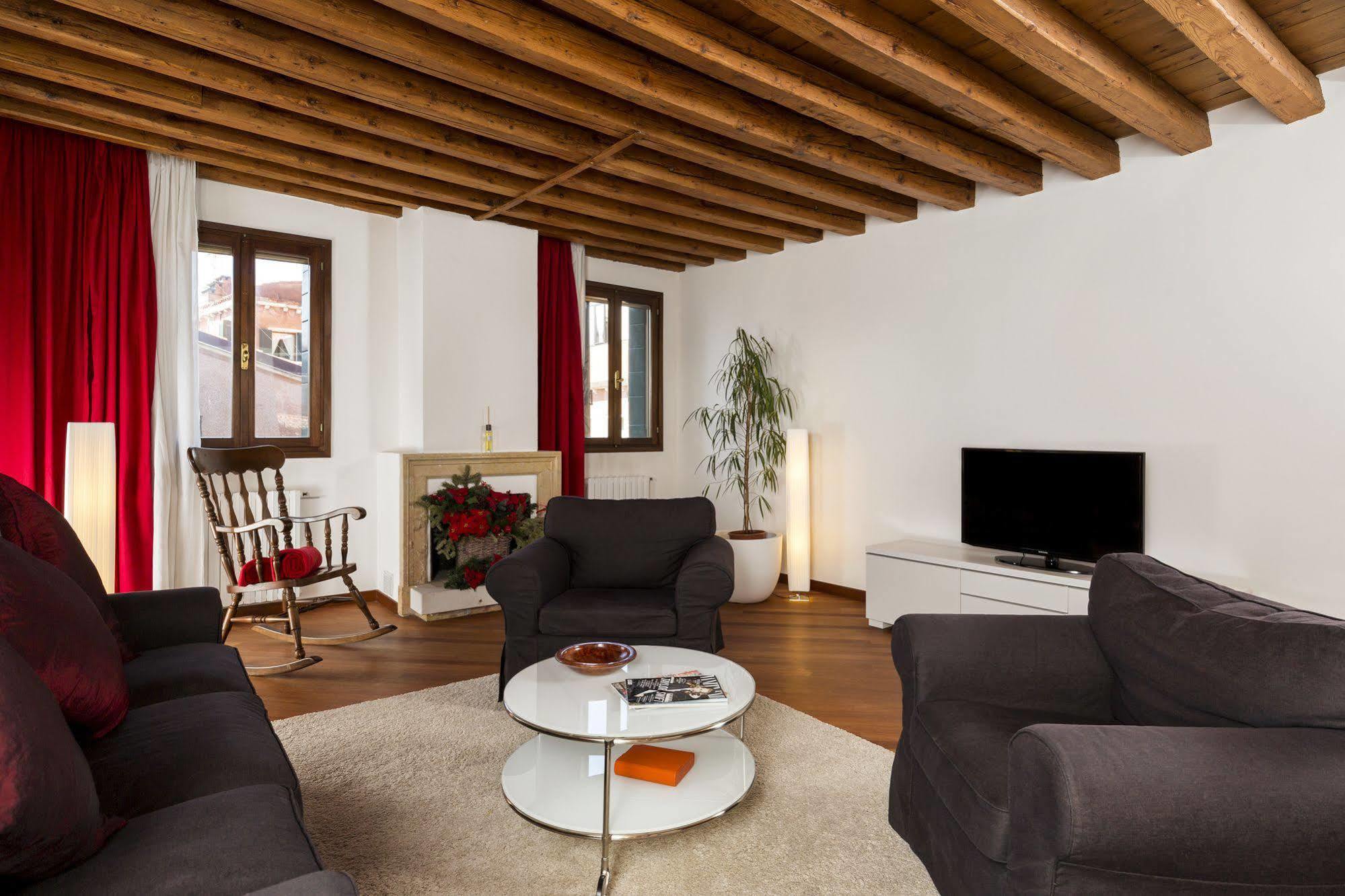 Elegant Terrace Near Piazza San Marco Last Floor No Lift * Venezia